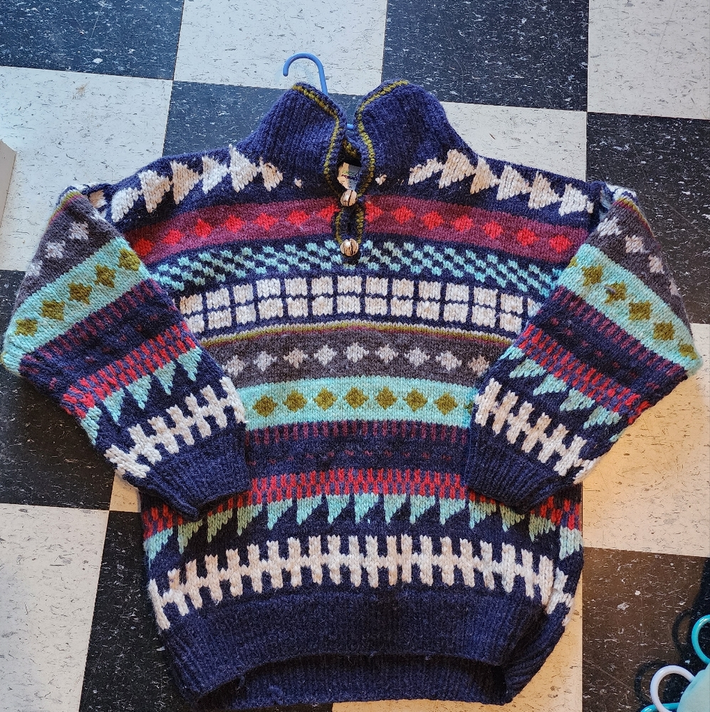 Amos & Andes Imports 100% Wool Sweater